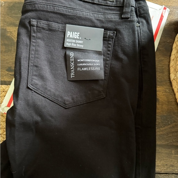 Paige NWT Verdugo Skinny Black Jean Size 33 - Picture 6 of 6